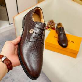 Picture of Louis Vuitton Shoes _SKULVsz38-44065513941